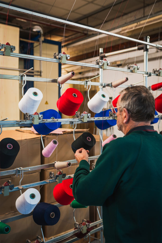 Setting Up Knitting Machine Yarn